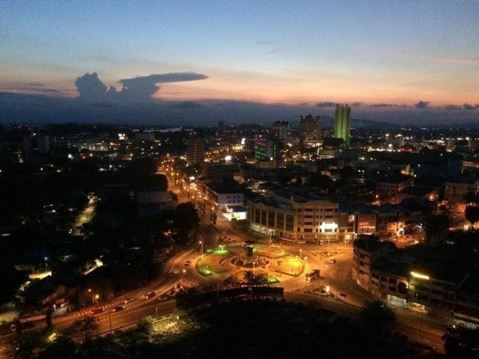 Dnaura Homestay Batu Buruk Terengganu Kuala Terengganu Buitenkant foto